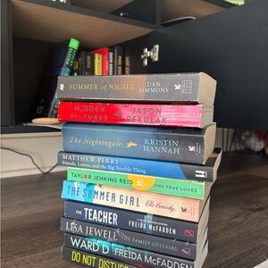 Stack of Popular Novels- comment for all books or make an offer for one or a few